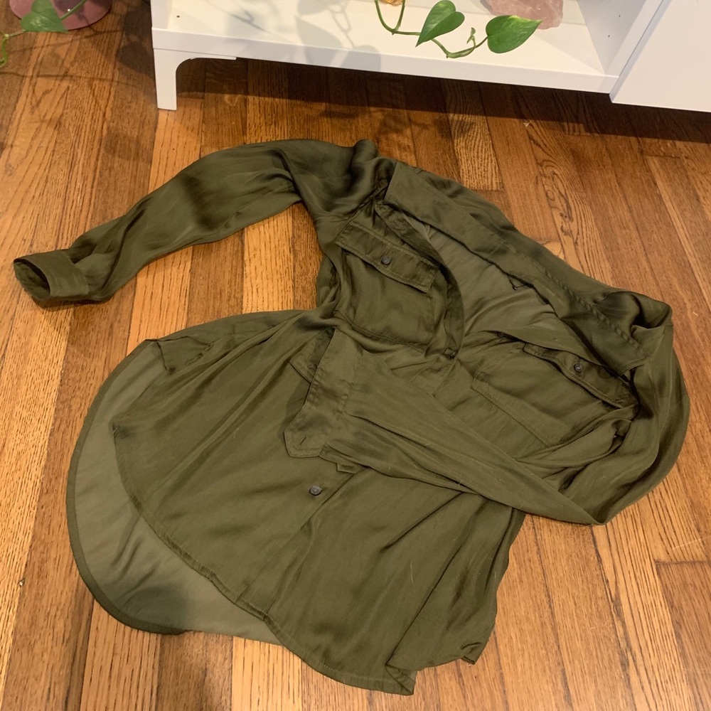 Banana Republic silk blouse